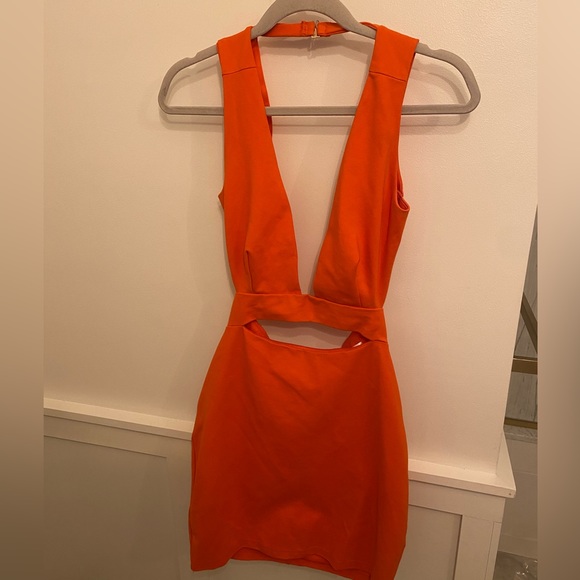 COPY - Superdown Cutout Dress - Picture 8 of 8